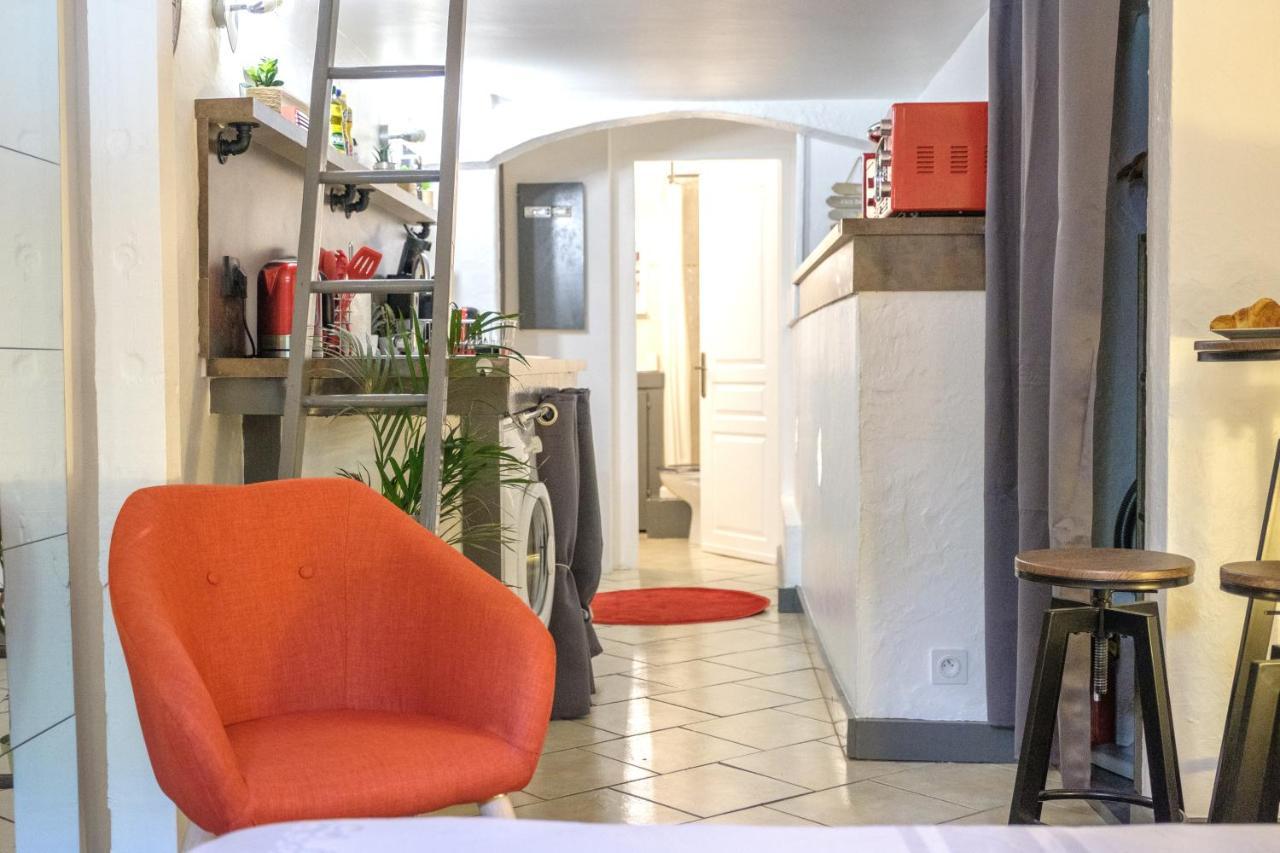 Studio Atypique Et Cosy, Classe "Gite De France" 5Min Centre, 15Min Gare, Lit Queen Size "Climatisation, Netflix Et Wifi, Parking, Lave Vaisselle, Boite A Cles Pour Arrivee Tardive - Gites La Tarine Альбервіль Екстер'єр фото